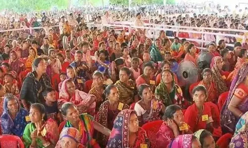 राष्ट्रपति मुर्मू ने आदिवासियों से शिक्षा और कल्याणकारी योजनाओं को अपनाने का आवेदन किया