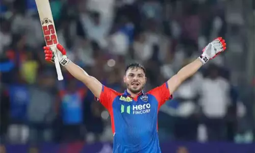 गावस्कर ने LSG के खिलाफ आशुतोष की शानदार पारी की सराहना की गावस्कर ने LSG के खिलाफ आशुतोष की शानदार पारी की सराहना की