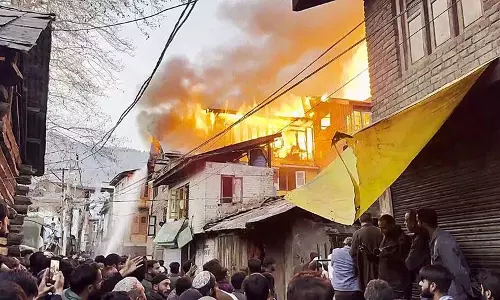 J-K के बारामूला में आग से 8 घर क्षतिग्रस्त