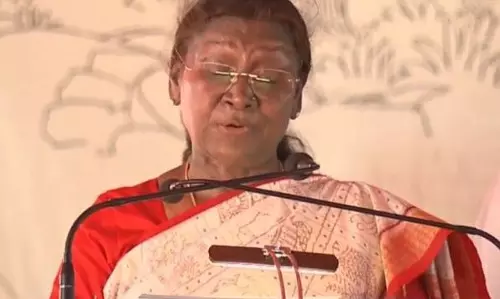 राष्ट्रपति मुर्मू ने नयागढ़ में श्री नीलमाधव मंदिर में पूजा की