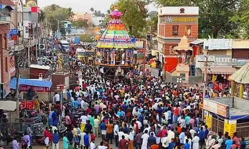 Tamil Nadu: ओप्पिलियप्पन मंदिर में पंगुनी रथ जुलूस