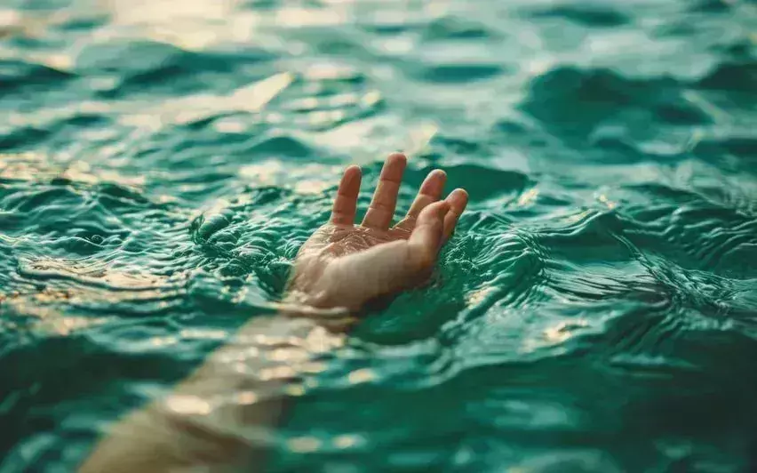 Kerala : अलप्पुझा में पल्लाना नदी में 2 स्कूली छात्र डूबे