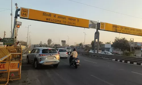 Haryana : सिंघु बॉर्डर 404 दिनों के बाद पूरी तरह से चालू Haryana : सिंघु बॉर्डर 404 दिनों के बाद पूरी तरह से चालू