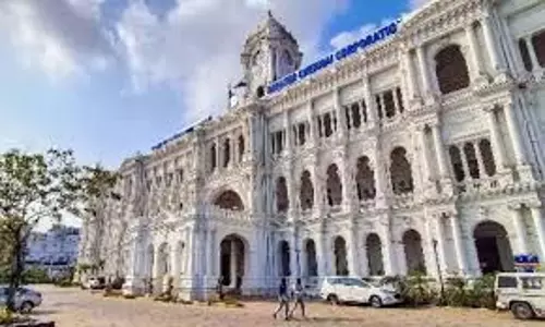 GCC ने व्यापारियों से 31 मार्च से पहले लाइसेंस नवीनीकृत करने का आग्रह किया GCC ने व्यापारियों से 31 मार्च से पहले लाइसेंस नवीनीकृत करने का आग्रह किया