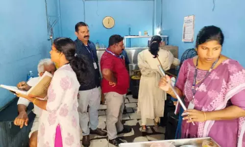 खाद्य सुरक्षा विभाग का निरीक्षण: बासी तेल जब्त