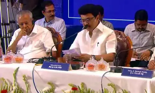 Delimitation dispute: डीएमके सांसदों के साथ मोदी से मिलेंगे स्टालिन Delimitation dispute: डीएमके सांसदों के साथ मोदी से मिलेंगे स्टालिन