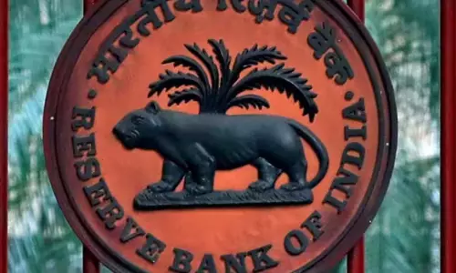 RBI : छोटे कर्जदारों को राहत, पढ़े पूरी डिटेल RBI : छोटे कर्जदारों को राहत, पढ़े पूरी डिटेल