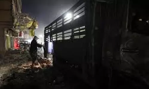 यमन के हौथी विद्रोहियों पर अमेरिकी हवाई हमले