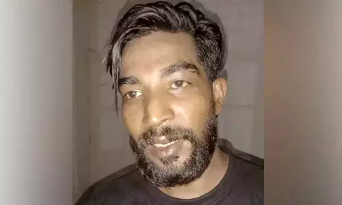 कोंडोट्टी में बड़े पैमाने पर नशीले पदार्थों का भंडाफोड़; हेरोइन जब्त, एक गिरफ्तार कोंडोट्टी में बड़े पैमाने पर नशीले पदार्थों का भंडाफोड़; हेरोइन जब्त, एक गिरफ्तार
