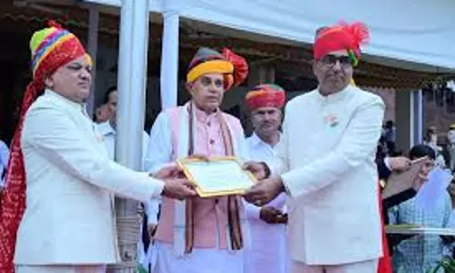 Jaipur: जनमानस को सुगम न्याय दिलाना हमारी प्राथमिकता -विधि एवं विधिक संसदीय कार्य मंत्री Jaipur: जनमानस को सुगम न्याय दिलाना हमारी प्राथमिकता -विधि एवं विधिक संसदीय कार्य मंत्री