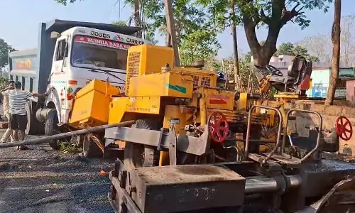 Odisha में सड़क दुर्घटना में तीन मजदूरों की मौत Odisha में सड़क दुर्घटना में तीन मजदूरों की मौत