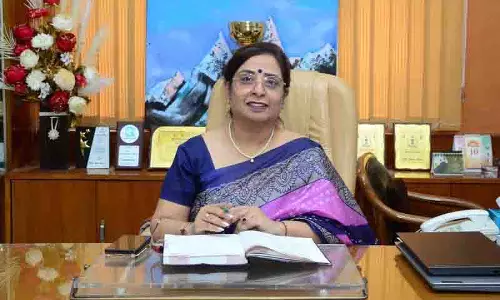 Jalandhar: माता-पिता को बच्चों की भावनात्मक स्थिरता को आकार देने में महत्वपूर्ण भूमिका निभानी चाहिए