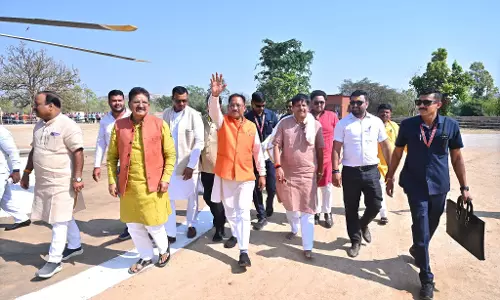 शिव महापुराण कथा सुनने पहुंचे CM विष्णुदेव साय