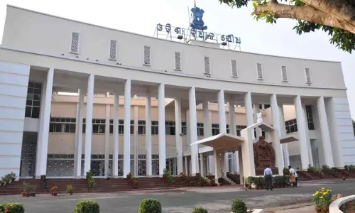 Odisha: विधानसभा से 12 कांग्रेस विधायक सात दिन के लिए निलंबित Odisha: विधानसभा से 12 कांग्रेस विधायक सात दिन के लिए निलंबित