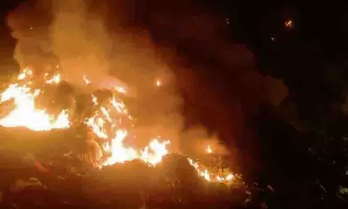 Jalandhar: वारियाना डंप में आग लगने से निवासियों में दहशत Jalandhar: वारियाना डंप में आग लगने से निवासियों में दहशत