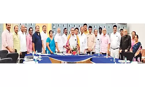 Andhra: वकीलों को मरणोपरांत मिलने वाली वित्तीय सहायता बढ़ाकर 6 लाख रुपये की गई