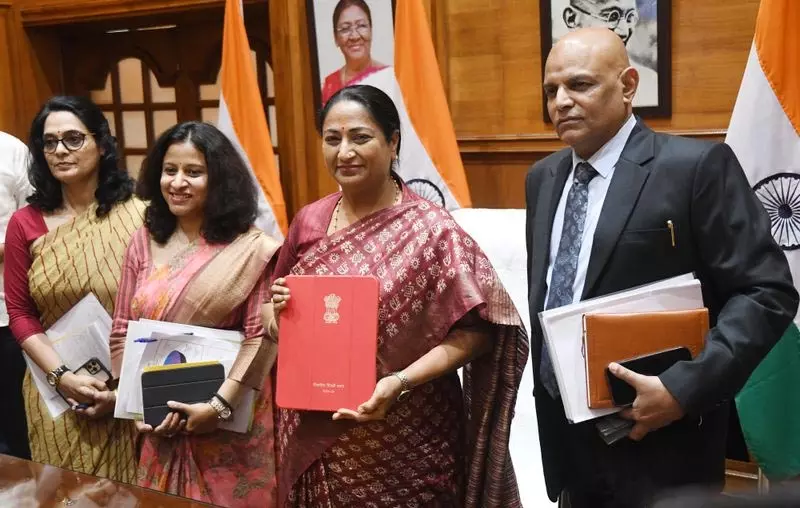 Delhi Budget: शिक्षा क्षेत्र को सबसे ज्यादा हिस्सेदारी Delhi Budget: शिक्षा क्षेत्र को सबसे ज्यादा हिस्सेदारी