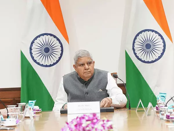 जगदीप धनखड़ ने NJAC के लिए वकालत की, राज्यसभा में राजनीतिक दलों के नेताओं से मुलाकात की जगदीप धनखड़ ने NJAC के लिए वकालत की, राज्यसभा में राजनीतिक दलों के नेताओं से मुलाकात की