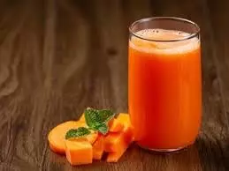 Beauty Secret: बढ़ती उम्र के साथ चेहरे पर झुर्रियों से हैं परेशान तो ट्राई करें खीरे-गाजर का जूस, मिलेगा गजब का निखार Beauty Secret: बढ़ती उम्र के साथ चेहरे पर झुर्रियों से हैं परेशान तो ट्राई करें खीरे-गाजर का जूस, मिलेगा गजब का निखार