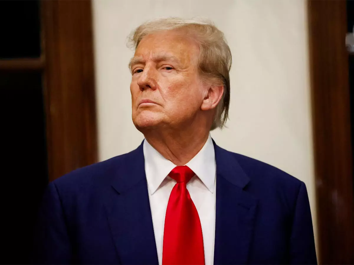 Trump ने अमेरिकी चुनावों में बदलाव के लिए कार्यकारी आदेश पर हस्ताक्षर किए, भारत का उदाहरण दिया Trump ने अमेरिकी चुनावों में बदलाव के लिए कार्यकारी आदेश पर हस्ताक्षर किए, भारत का उदाहरण दिया