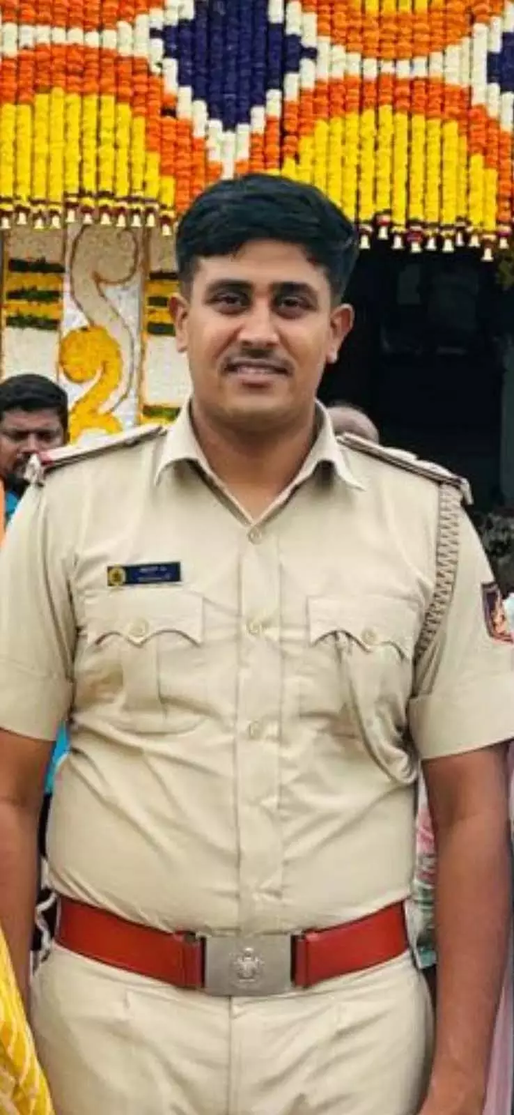 पत्नी की हत्या का प्रयास: धर्मस्थल थाने के PSI किशोर के खिलाफ FIR दर्ज पत्नी की हत्या का प्रयास: धर्मस्थल थाने के PSI किशोर के खिलाफ FIR दर्ज