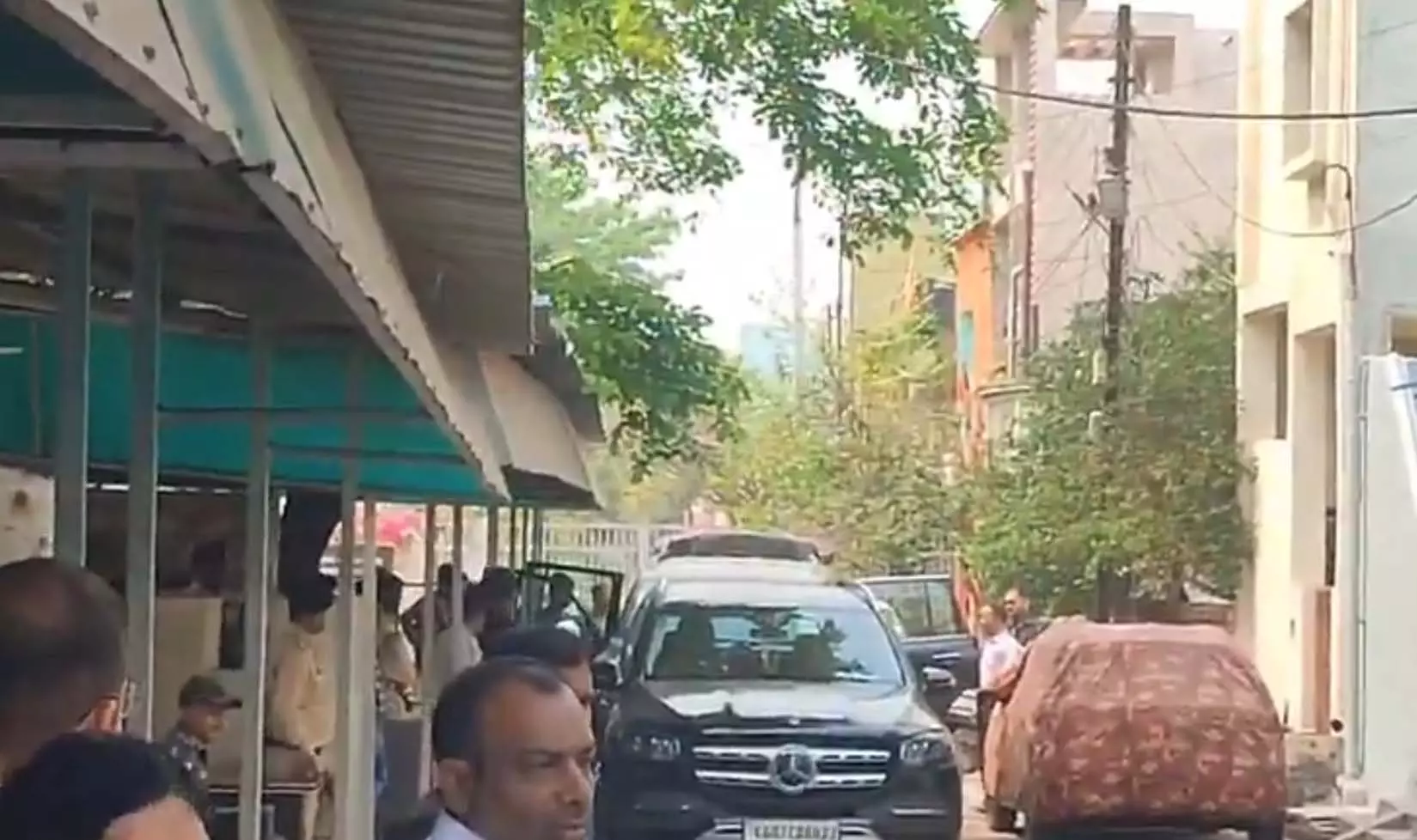 CG BREAKING: CBI ने भूपेश बघेल की गाडी की ली तलाशी, देखें VIDEO... CG BREAKING: CBI ने भूपेश बघेल की गाडी की ली तलाशी, देखें VIDEO...