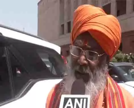 दुनिया में कहीं भी मुसलमान भारत में सुरक्षित हैं: BJP सांसद साक्षी महाराज दुनिया में कहीं भी मुसलमान भारत में सुरक्षित हैं: BJP सांसद साक्षी महाराज