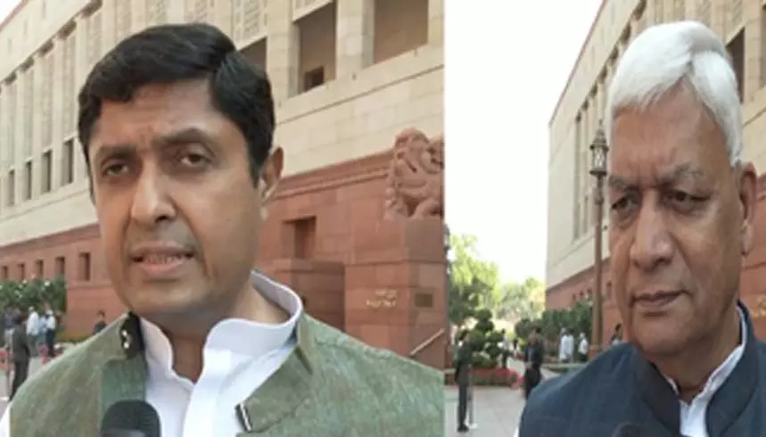भूपेश बघेल के आवास पर छापे को लेकर दिल्ली में कांग्रेस-भाजपा आमने-सामने भूपेश बघेल के आवास पर छापे को लेकर दिल्ली में कांग्रेस-भाजपा आमने-सामने