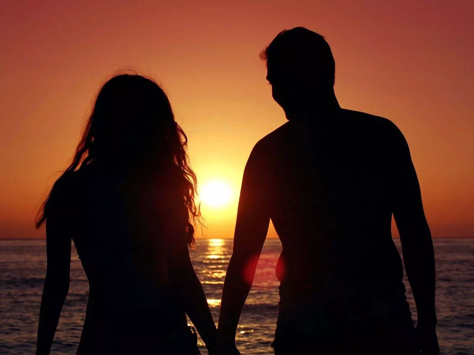 Relationship : हम और हमारा कहने वाले कपल्स का रिश्ता होता है ज्यादा मजबूत Relationship : हम और हमारा कहने वाले कपल्स का रिश्ता होता है ज्यादा मजबूत