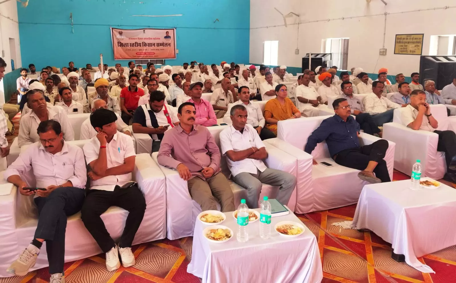 Rajasthan दिवस समारोह के दूसरे दिन जिला स्तरीय किसान सम्मेलन का हुआ आयोजन Rajasthan दिवस समारोह के दूसरे दिन जिला स्तरीय किसान सम्मेलन का हुआ आयोजन