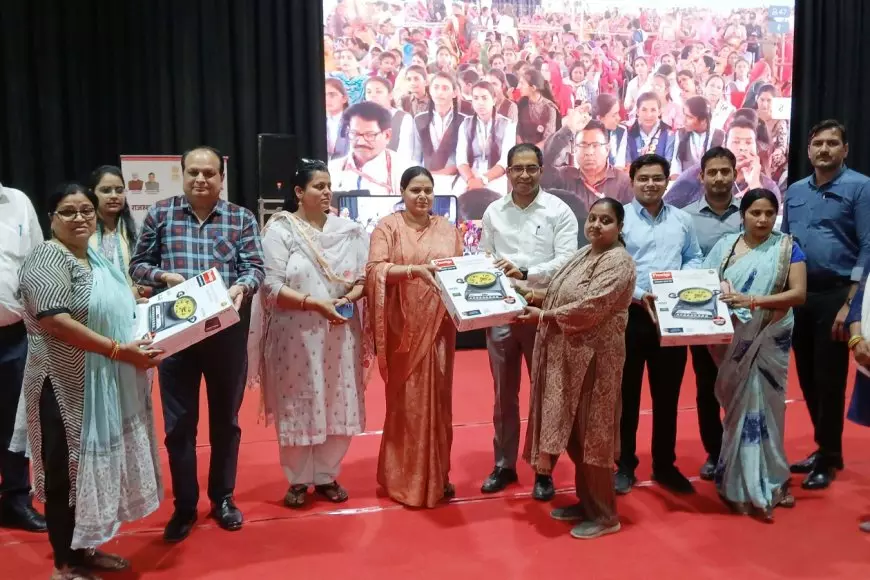 Rajasthan दिवस का महिला सम्मेलन से हुआ आगाज महिलाओं में दिखा उत्साह Rajasthan दिवस का महिला सम्मेलन से हुआ आगाज महिलाओं में दिखा उत्साह
