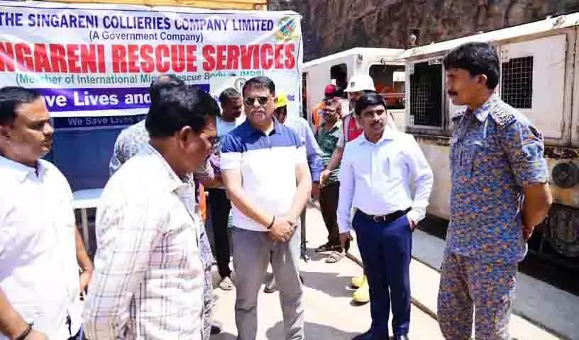 Srisailam लेफ्ट बैंक नहर सुरंग बचाव अभियान का ध्यान साइट से पानी निकालने पर केंद्रित Srisailam लेफ्ट बैंक नहर सुरंग बचाव अभियान का ध्यान साइट से पानी निकालने पर केंद्रित