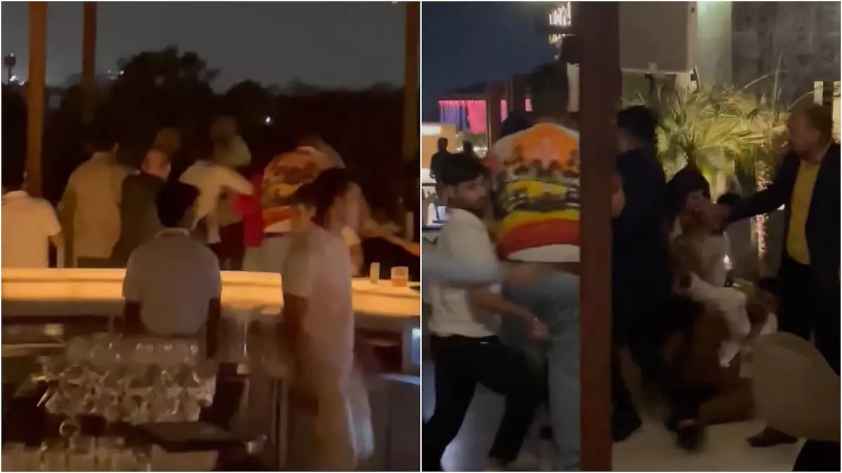 पार्टी के दौरान गाने को लेकर हुए विवाद में मारपीट, देखें VIDEO पार्टी के दौरान गाने को लेकर हुए विवाद में मारपीट, देखें VIDEO
