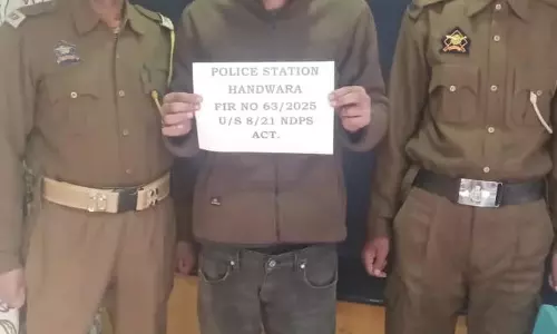 हंदवाड़ा में पुलिस ने ड्रग तस्कर को किया गिरफ्तार, ब्राउन शुगर बरामद