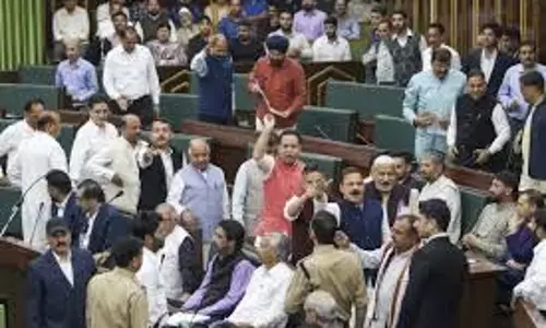 उमर अब्दुल्ला ने दिहाड़ी मजदूरों से हड़ताल खत्म करने की अपील की