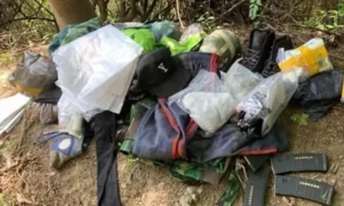 Kathua operation: छिपे हुए आतंकियों की तलाश जारी, गोला-बारूद बरामद