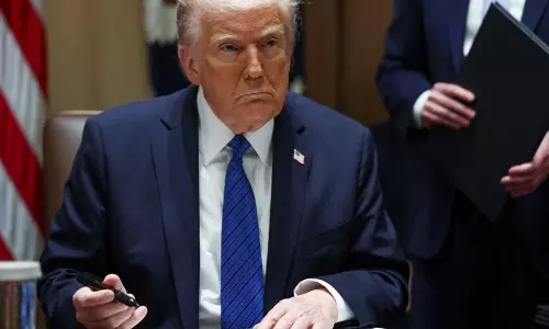 Trump  चुनाव आदेश पर हस्ताक्षर कर वोट देने के लिए अमेरिकी नागरिकता का प्रमाण मांगा