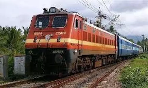 कन्याकुमारी बुलेट ट्रेन से निकला धुआं, यात्री हैरान