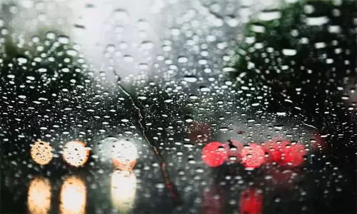छिटपुट बारिश; तेज हवायें भी संभव छिटपुट बारिश; तेज हवायें भी संभव
