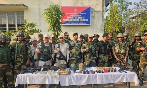 Manipur: सुरक्षा बलों ने सीमांत क्षेत्रों में तलाशी अभियान चलाया, गोला-बारूद बरामद किया