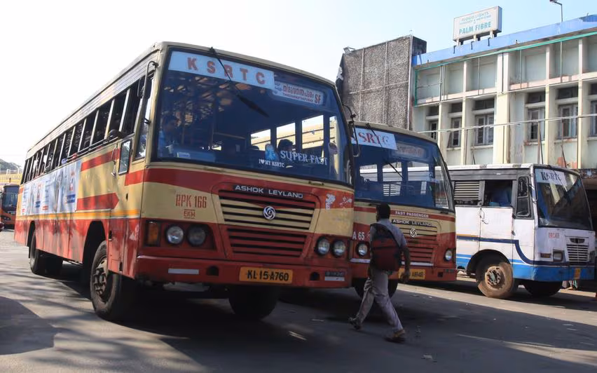 Kerala : सार्वजनिक क्षेत्र की हालत खस्ता 77 उद्यम घाटे में, कुल घाटा ₹18,026.49 करोड़ Kerala : सार्वजनिक क्षेत्र की हालत खस्ता 77 उद्यम घाटे में, कुल घाटा ₹18,026.49 करोड़