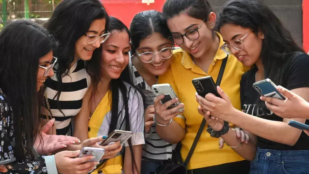 Bihar Board Result: बिहार बोर्ड ने जारी किए 12वीं के परीक्षा परिणाम