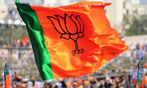 कर्नाटक BJP विवाद: भाजपा ने पांच को नोटिस जारी किया