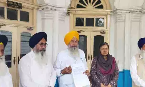 42 SGPC सदस्यों ने जत्थेदारों को हटाने के फैसले को रद्द करने की मांग की