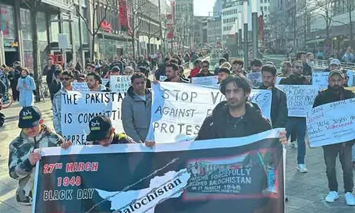 बलूचिस्तान पर Pak के कब्जे की 77वीं वर्षगांठ मनाने के लिए BNM ने जर्मनी में विरोध प्रदर्शन किया