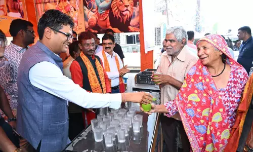 छोटी सेवा, बड़ा सुकून: रायगढ़ में वित्तमंत्री ओपी चौधरी की अनूठी पहल छोटी सेवा, बड़ा सुकून: रायगढ़ में वित्तमंत्री ओपी चौधरी की अनूठी पहल