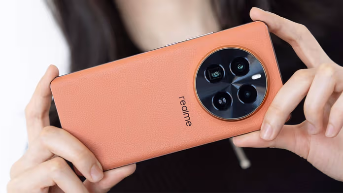 Realme GT 8 Pro होगा 7000mAh बैटरी, Snapdragon 8 Elite 2 के साथ पेश