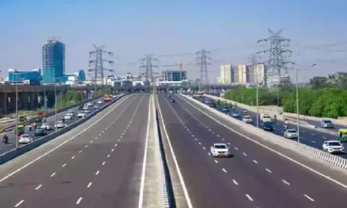 UP: लोक निर्माण विभाग ने गोंडा में 11 सड़कों की मरम्मत के लिए 3.72 करोड़ रुपये मंजूर किए UP: लोक निर्माण विभाग ने गोंडा में 11 सड़कों की मरम्मत के लिए 3.72 करोड़ रुपये मंजूर किए