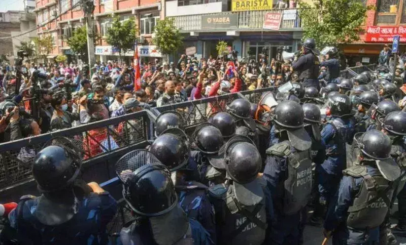 Nepal: एनईए प्रमुख कुलमन घीसिंग की बर्खास्तगी पर विरोध प्रदर्शन शुरू