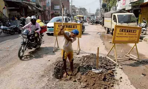 MP, विधायक ने निर्वाचन क्षेत्र में सड़क कार्यों की समीक्षा की